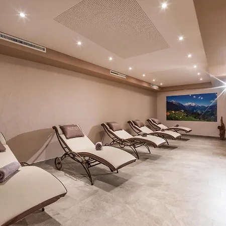 Waldheim Garni Otel 4*