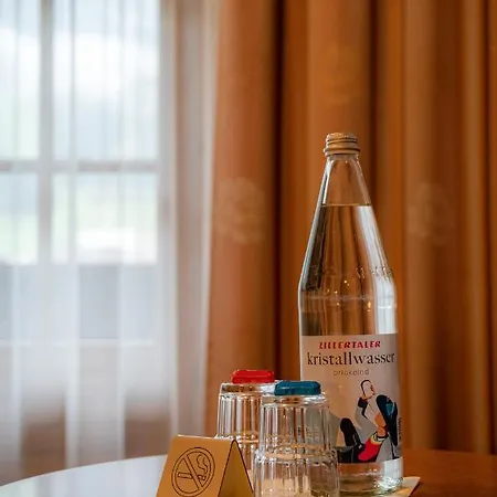 Otel Waldheim Garni 4*