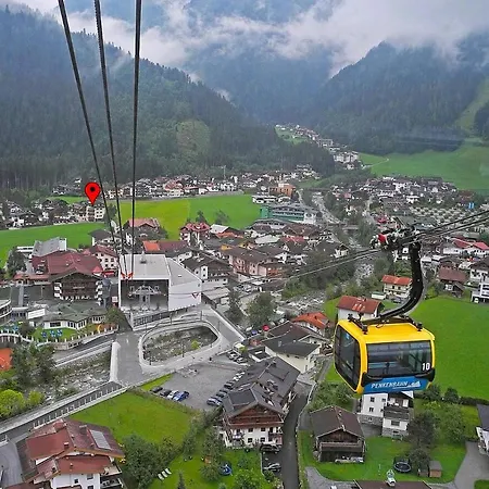 Waldheim Garni Майрхофен