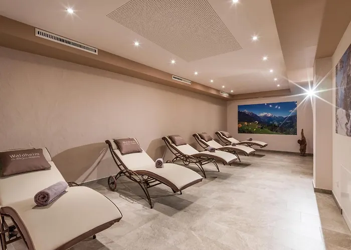 Waldheim Garni Hotel 4*