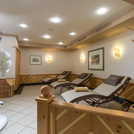 호텔 Waldheim Garni 메이른호픈