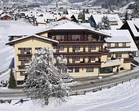 Waldheim Garni 호텔