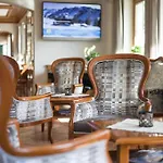 Waldheim Garni 4* مايرهوفن